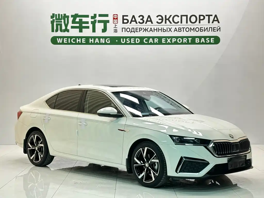 Skoda Octavia фото 3