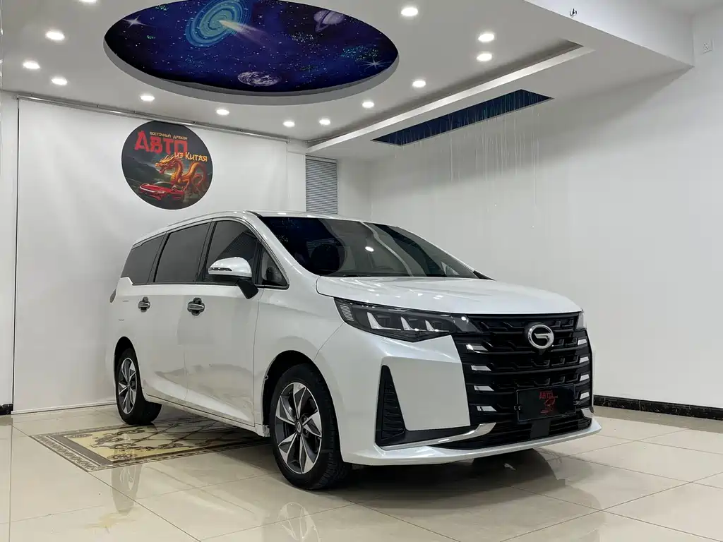 GAC Trumpchi M6 фото 3