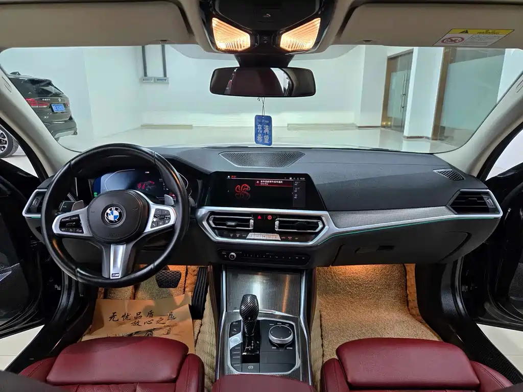 BMW 3 Series фото 6