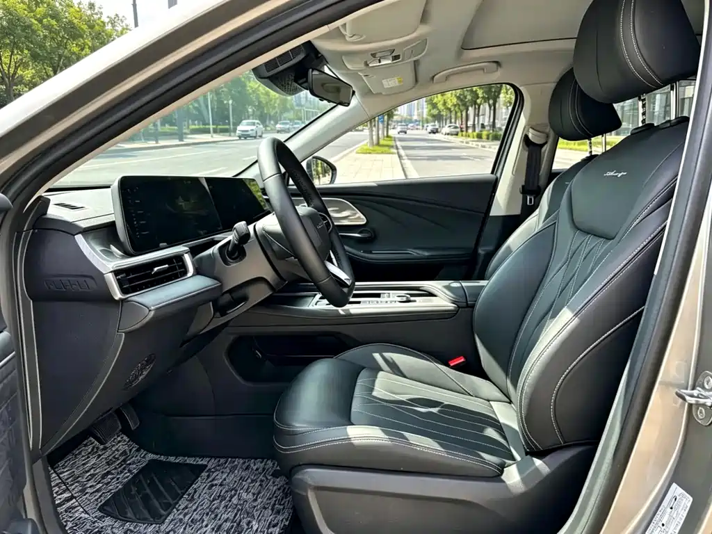 Chery Arrizo 8 фото 9