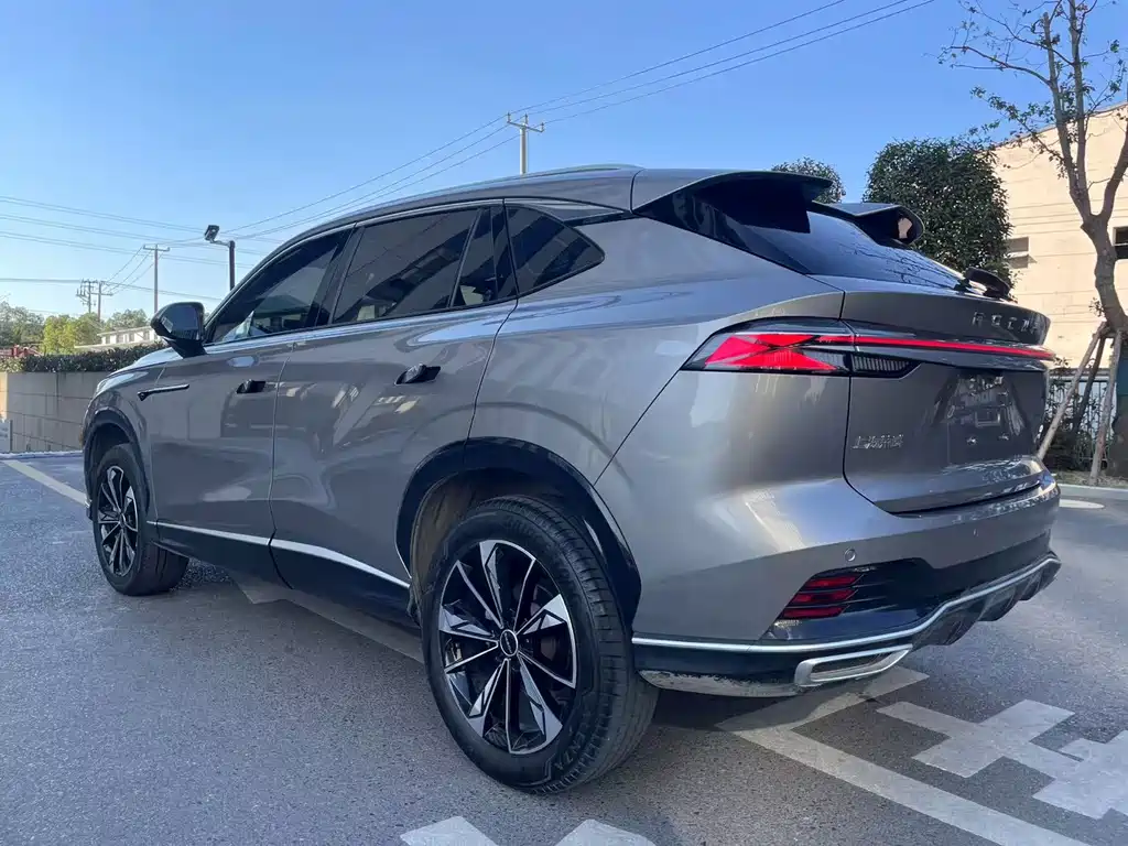 Roewe RX5 фото 7