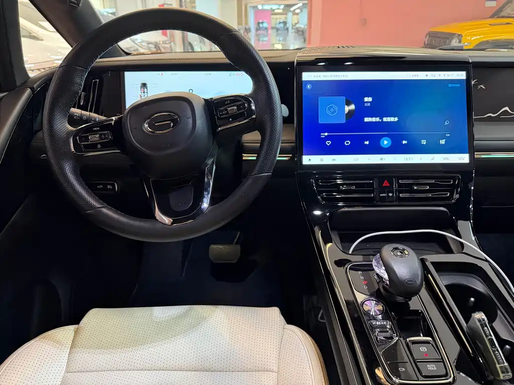 GAC Trumpchi M8 фото 9