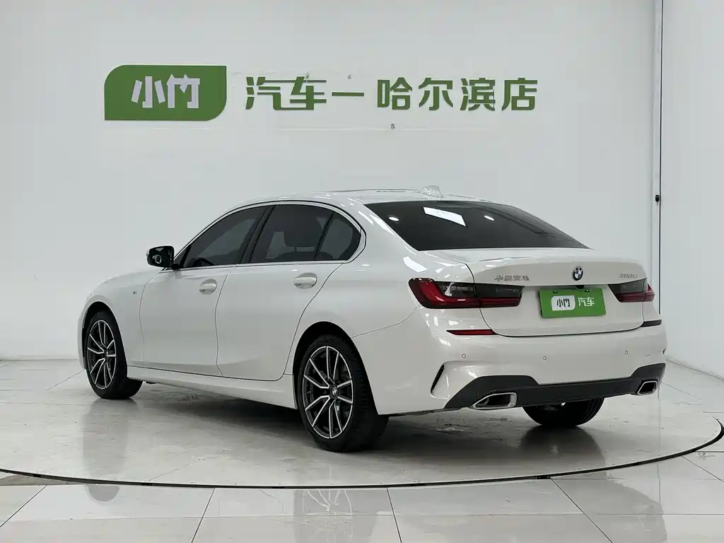 BMW 3 Series фото 4