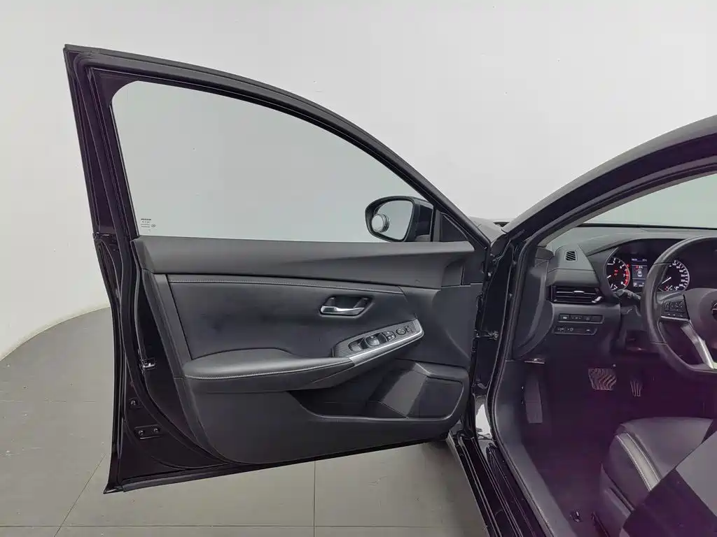 Nissan Sylphy фото 8