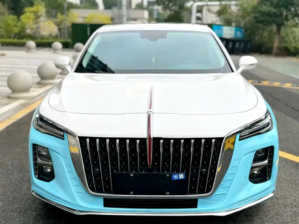 Hongqi H5 фото 2