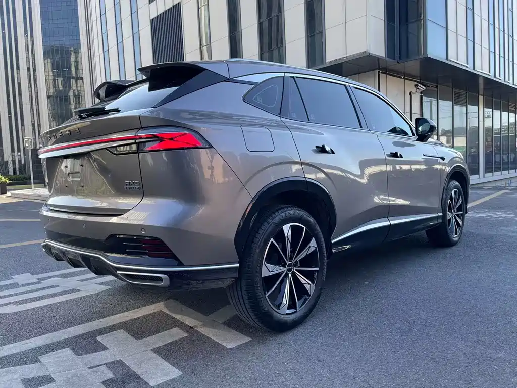 Roewe RX5 фото 9