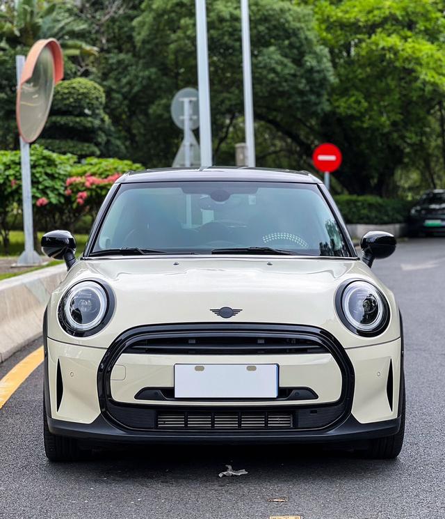 MINI 1.5T COOPER Artist фото 5