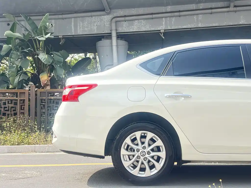 Nissan Sylphy фото 8
