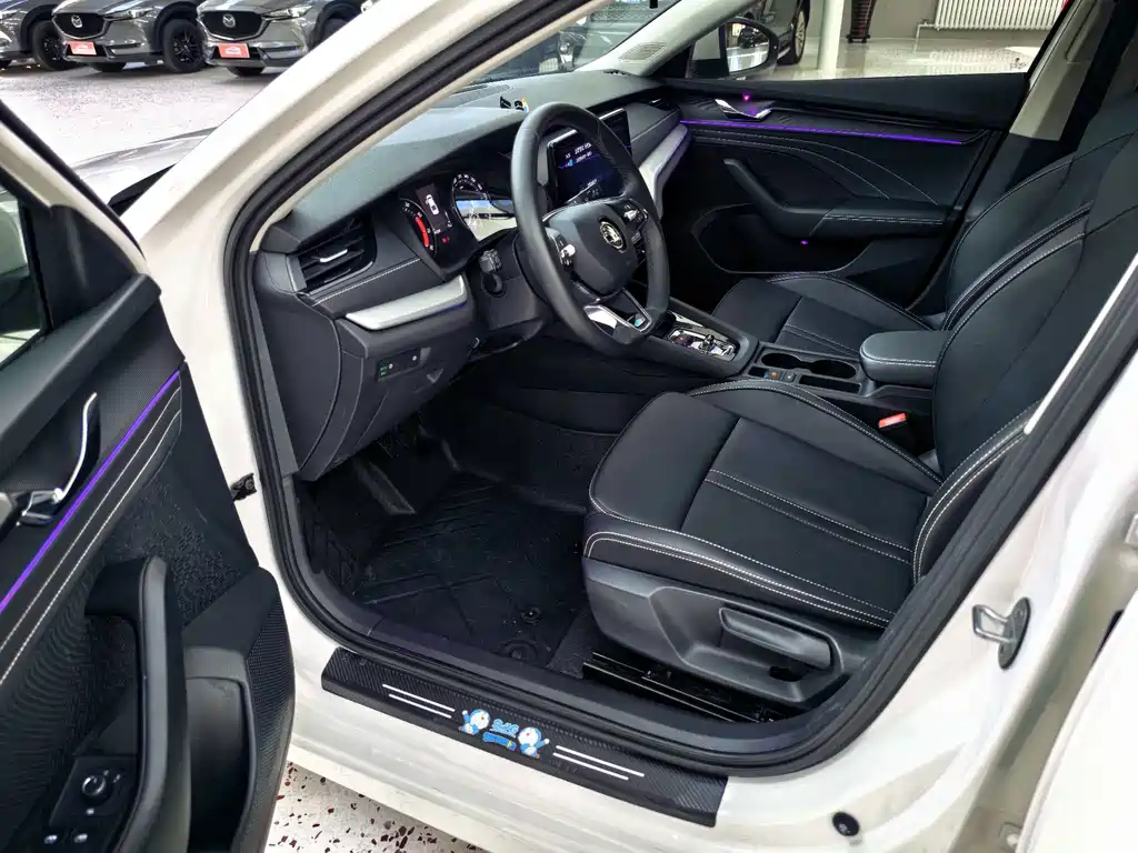 Skoda Octavia фото 9