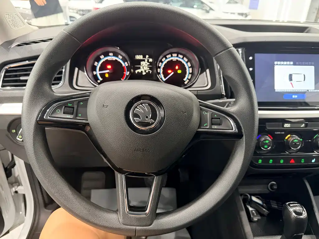 Skoda Kamiq фото 7