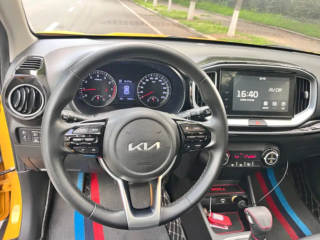 Kia KX1 фото 10