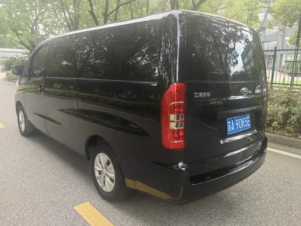 JAC Refine Refine M3 фото 5