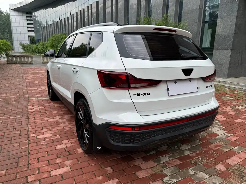 Jetta VS5 фото 12