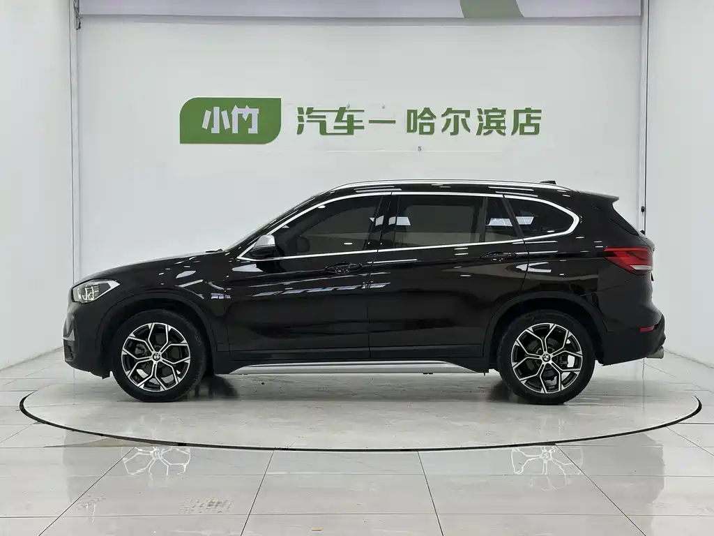 BMW X1 фото 5