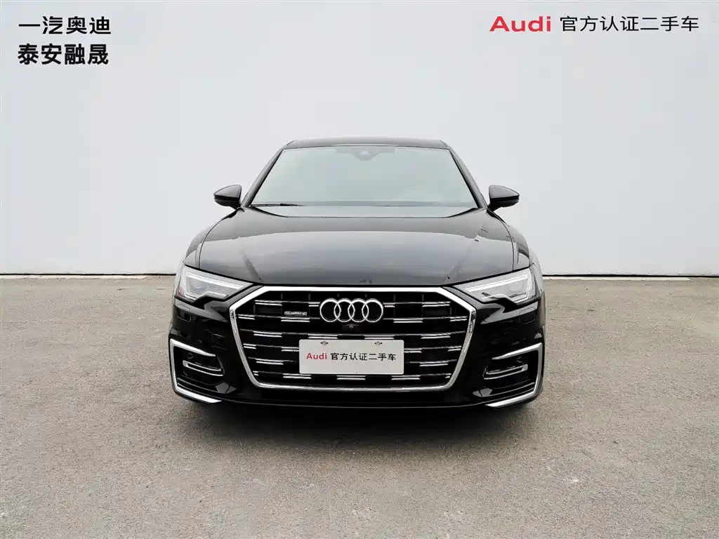 Audi A6L фото 2