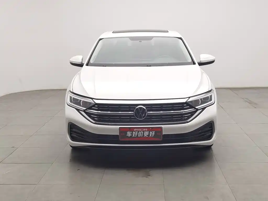 Volkswagen Sagitar фото 3