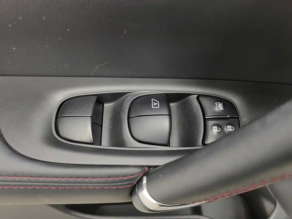 Nissan Qashqai фото 9