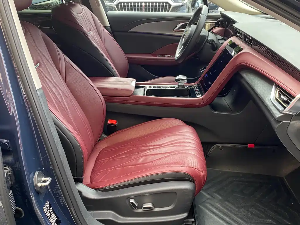 Hongqi H5 фото 11