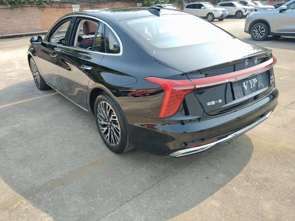 Hongqi H5 фото 11