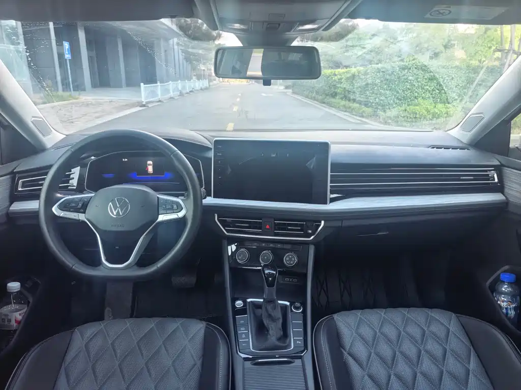 Volkswagen Sagitar фото 11