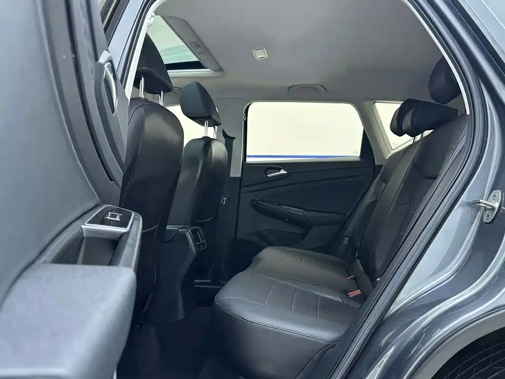 Jetta VS5 фото 9