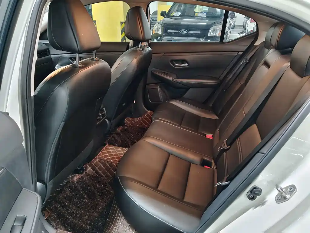 Nissan Sylphy фото 8