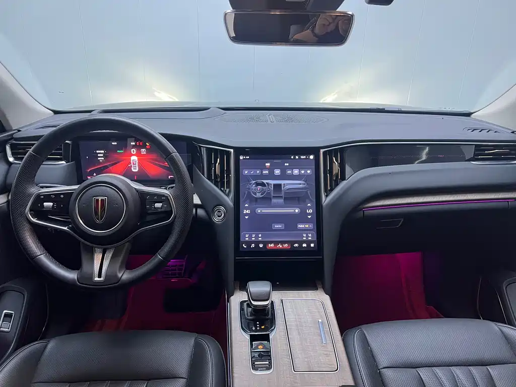 Hongqi HS7 фото 6
