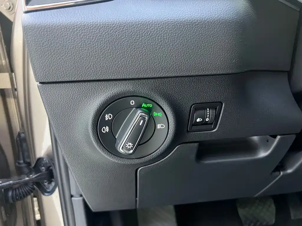 Skoda Karoq фото 5