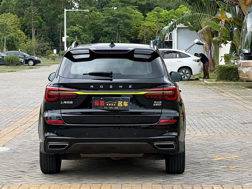 Roewe RX5 фото 5