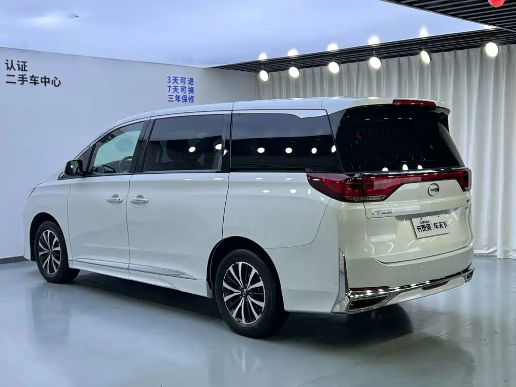 GAC Trumpchi M8 фото 5