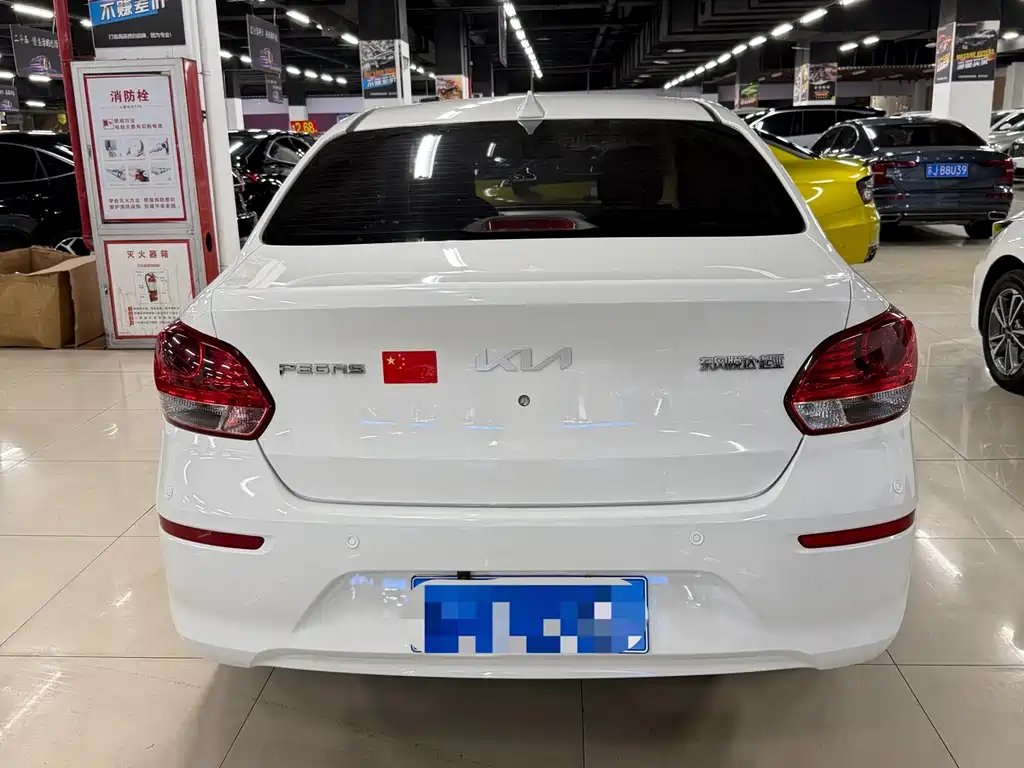 Kia Pegas фото 5