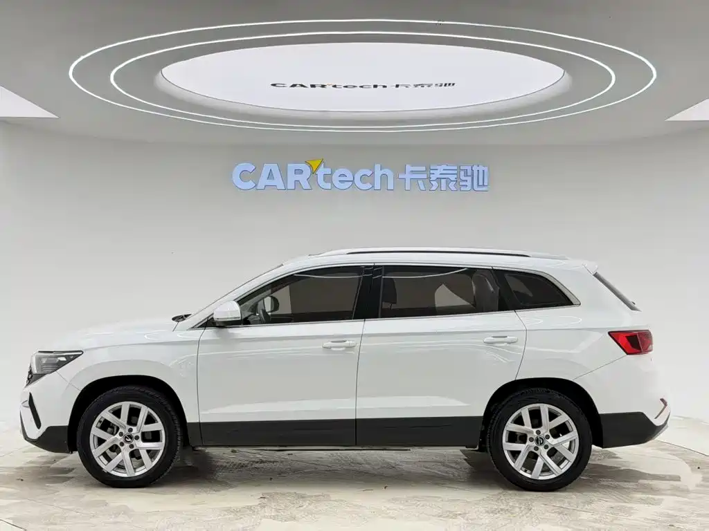 Jetta VS7 фото 9