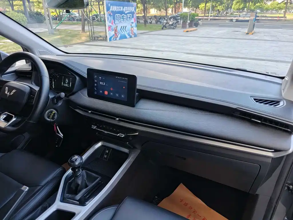 Wuling Wulingjiachen фото 5