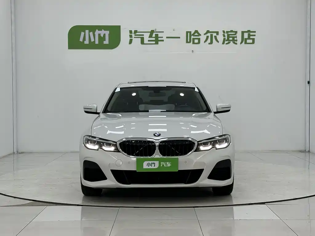 BMW 3 Series фото 2