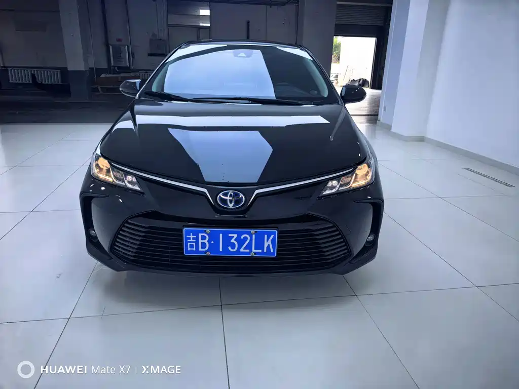 Toyota Corolla 2022 — фото автомобиля
