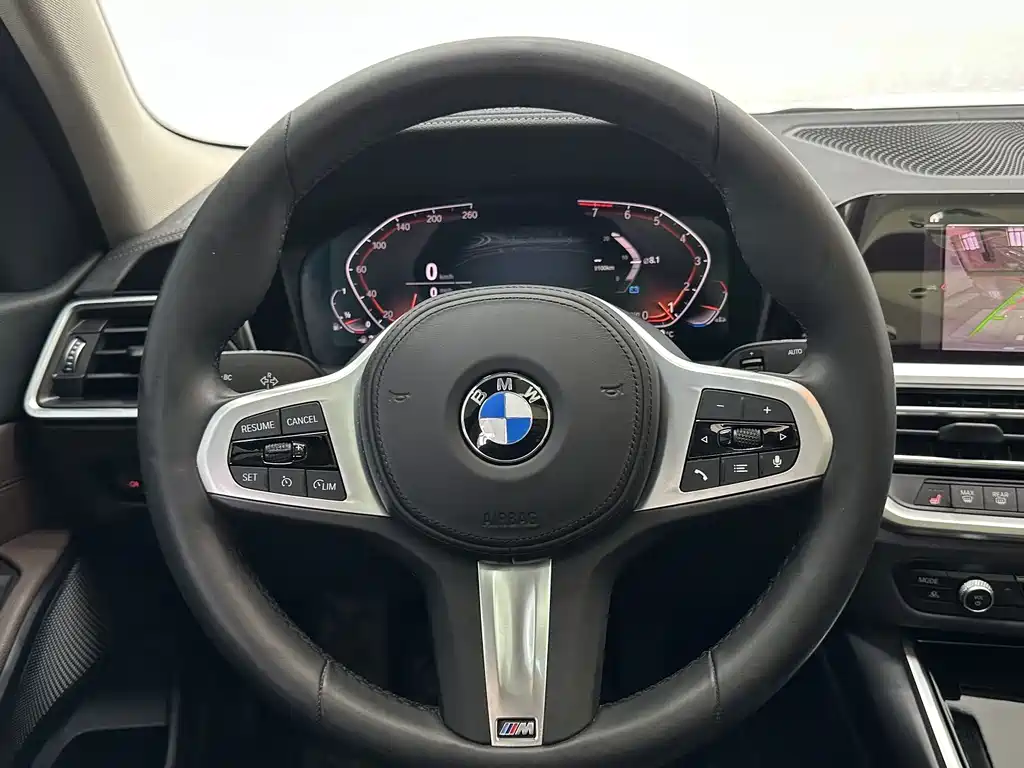 BMW 3 Series фото 10