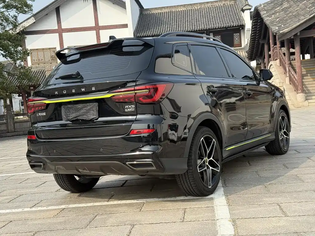 Roewe RX5 фото 9