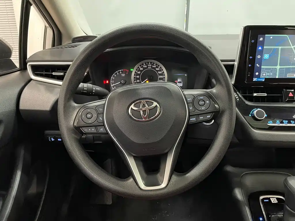 Toyota Corolla фото 4