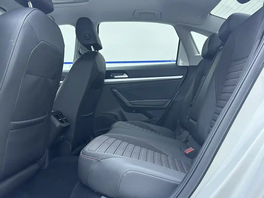 Volkswagen Lavida фото 9