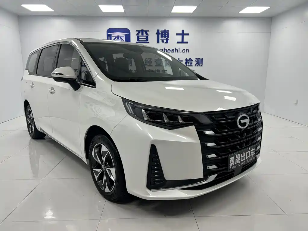 GAC Trumpchi M6 фото 3