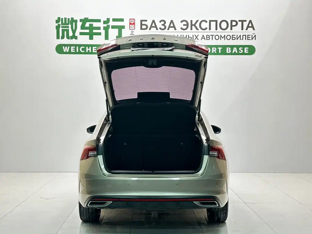 Skoda Octavia фото 7