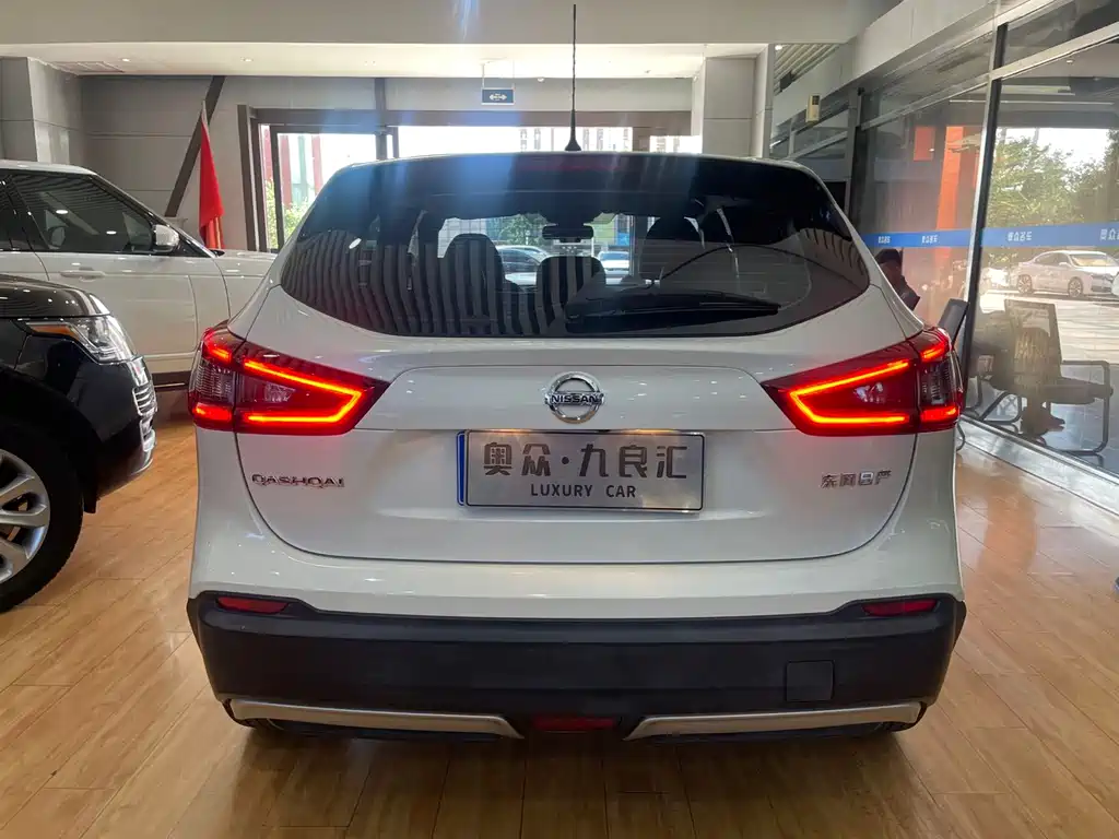 Nissan Qashqai фото 5