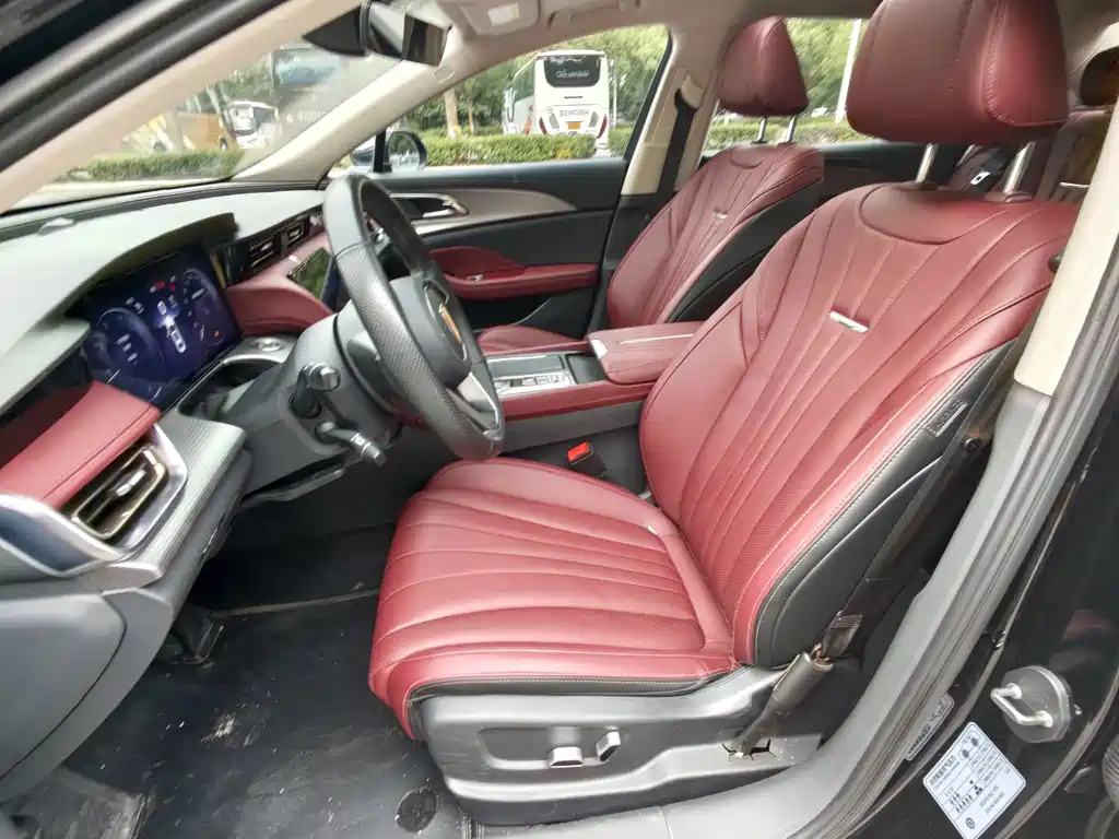 Hongqi H5 фото 11