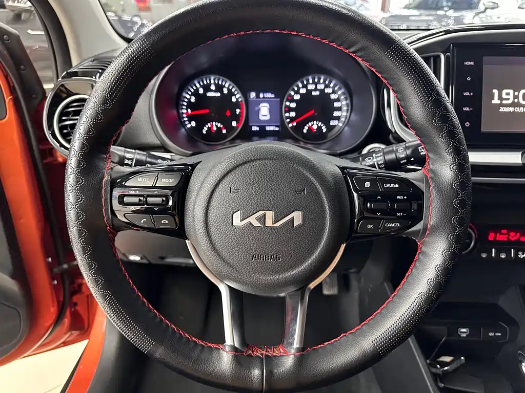 Kia KX1 фото 10