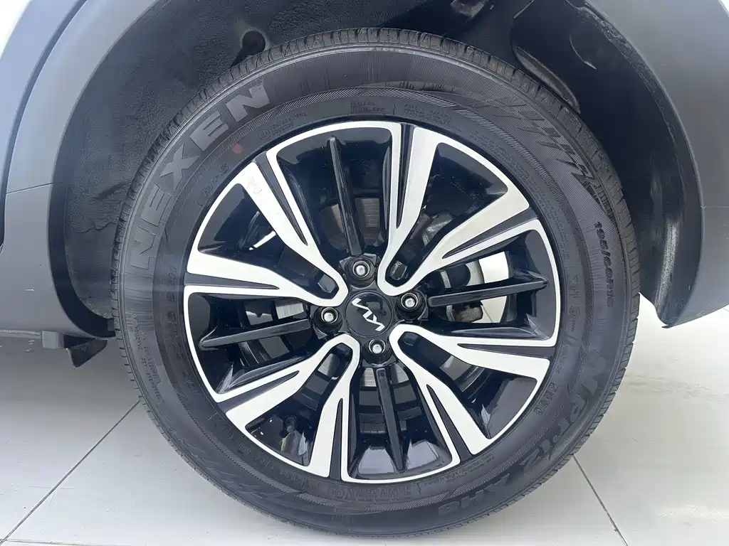 Kia KX1 фото 10