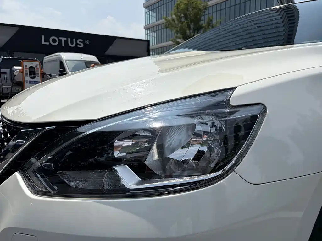 Nissan Sylphy фото 4