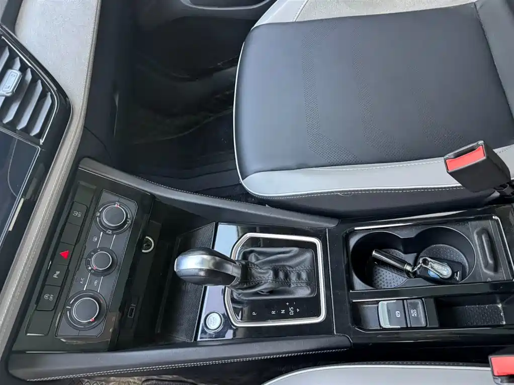 Jetta VS7 фото 7