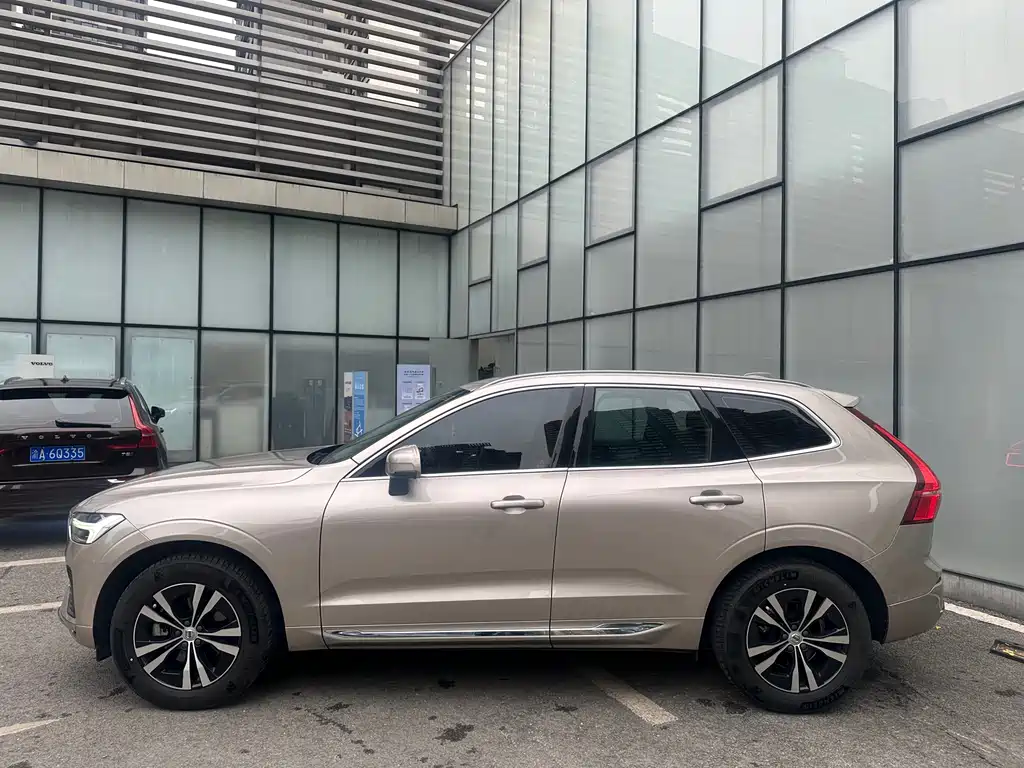 Volvo XC60 фото 5