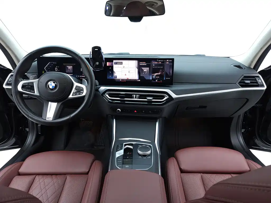 BMW 3 Series фото 7