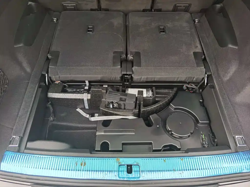 Audi Q7 фото 11